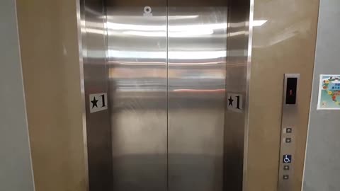 Mitsubishi elevator @ Activity Center, Taiwan Un