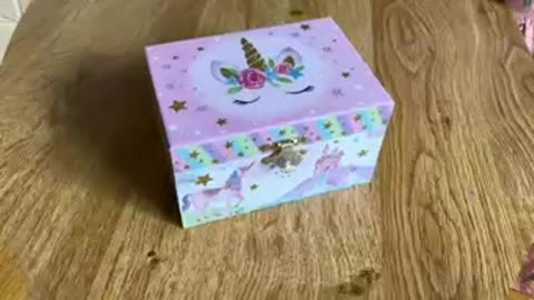 ewelkeeper Girl's Musical Jewelry Storage Box with Spinning Unicorn