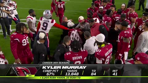Cardinals QB Kyler Murray carted off field vs. Patriots with knee injury