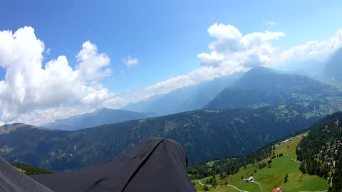 Paragliding on Zettersfeld in August