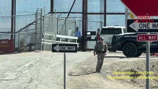 Live - Eagle Pass Tx - Border Coverage - Day 8