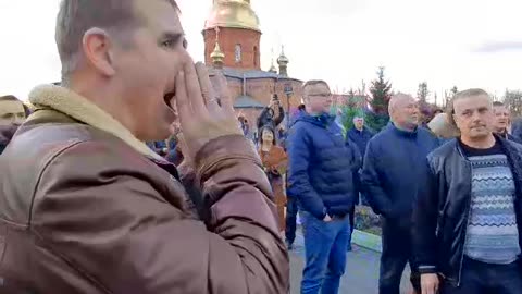 Ukrainian Nationalists seized St. George's Church in Khmelnitsky.
