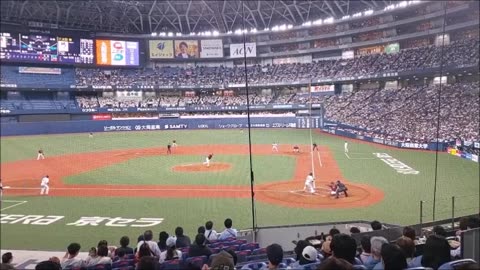 Going to a Baseball Game at Kyocera Dome, Osaka, Japan!!