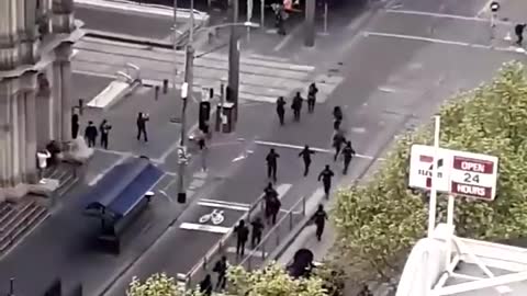Melbourne Cops Take Unprovoked Rubber Shots At Peaceful Protestors
