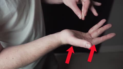 "Hands-On Magic: 10 Incredible Tricks with Just Your Hands!"