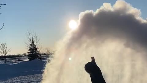 What Happens When you Throw Hot Water into Freezing Air