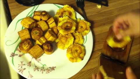 Caldo De Platanos - Cocinando Con Gloria - Comida Colombiana