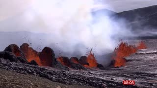 Meradalir fissure opens up near Fagradalsfjall volcano (1) (Iceland) - BBC News - 3/4th August 2022