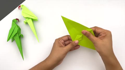 How To Make Paper Parrot - Origami Paper Parrot - How to make paper bird - Paper Craft - paper bird_