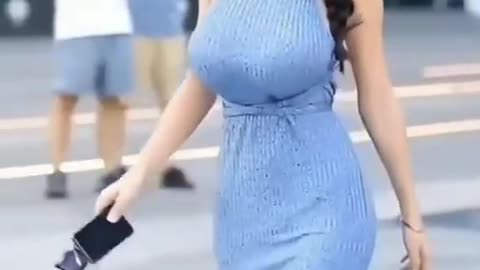 Curvy Korean Lady! She's Beautiful too!