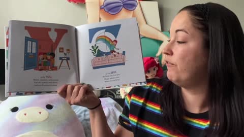 Woman has little boy read 'The GayBCs'