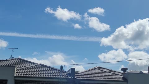 Normal aeroplane trail compared to spraying the human bugs trail