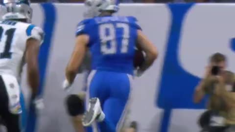 Lions score a RAZZLE-DAZZLE touchdown 😮 | Detroit #Lions #shorts