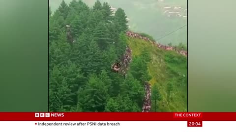 Pakistan cable car: Relief as all eight people rescued - BBC News