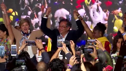 Colombia presidential vote heads to second round