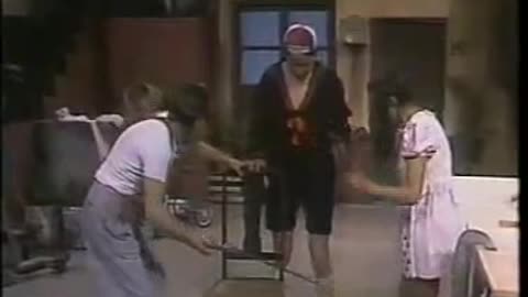 Chaves 010 - Seu Madruga Carpinteiro - sbt