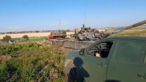 Ukraine Captures a T-80, Uses it to Tow Another Captured T-80