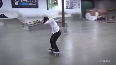 Luan Oliveira Kickflip (Flipped to goofy)