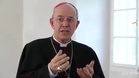 {Host fallen on the floor!} Auxiliary Bishop Athanasius Schneider explains what needs to be done!