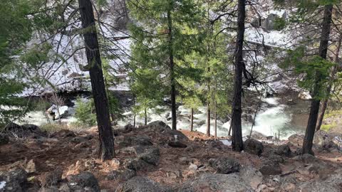 Climbing Down a Steep Rocky Mountainside – Whychus Creek Trail – Central Oregon