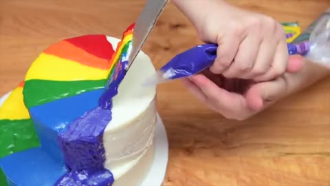 Birthday Cake Decorating