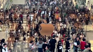Fans queue overnight for Malaysia's first Apple store