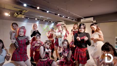 BLACKPINK - 'Lovesick Girls' Cen Mei Choreography