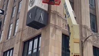 Twitter sign removed from San Francisco HQ after rebrand to 'X'