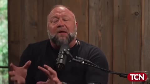 Alex Jones predicts that Democrats will weaponize violent far-left groups