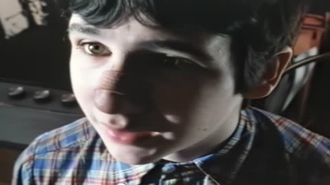 Small Faces (1996 - Public Domain) - Movie