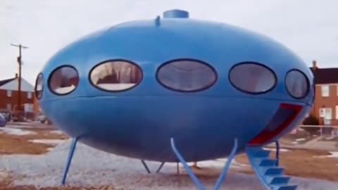Futuro House in Baltimore, 1972. A classic prefab spaceship design by Matti Suuronen
