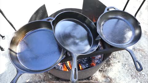 RV Life - Review of Cast Iron Campfire Cooking - Lodge vs Antique