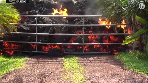 Dramatic timelapse footage shows lava engulfing car in Hawaii