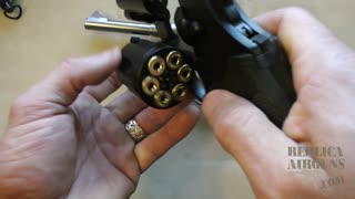 Gletcher NGT Silver CO2 BB Revolver Table Top Review