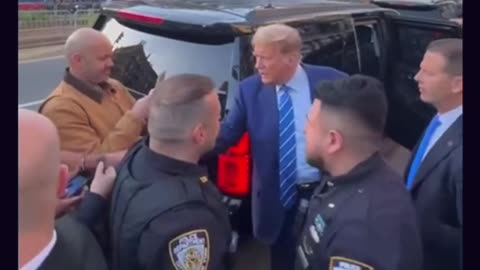 Trump posted leaving the court in NY today. Wonderful guy.
