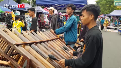 Angklung Perform - Car free day Purwokerto