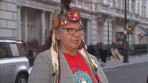 Canada: AFN National Chief RoseAnne Archibald speaks with reporters in London – September 17, 2022