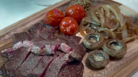 Beef steak (food video)