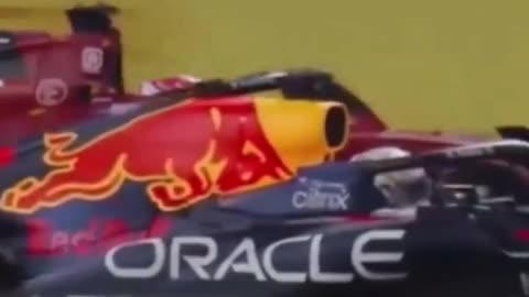 Max Verstappen vs Charles Leclerc Battel Bahrain Grand Prix 2022