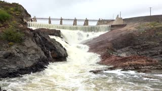 RUSH! Crazy Powerful! We Explore Horseshoe Dam!