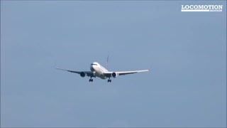 Airbus & Boeing Aircraft Landing/Taking off #Airport #airlines #boeing #airbus #airplanes #jet