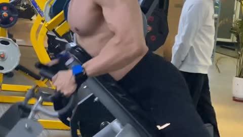 Don't you want to go to the gym after watching this video?