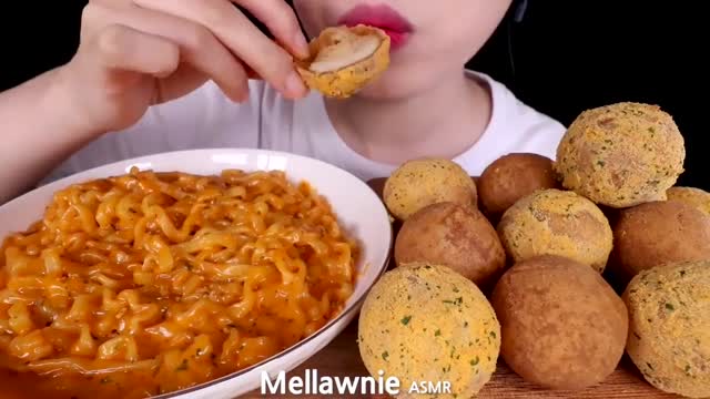 ASMR MUKBANG｜CHEESY CARBO FIRE NOODLES, CHEESE BALLS