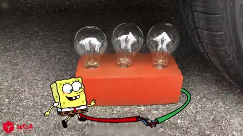Spongebob and Patrick's car is trapped in a sea of ​​jelly, the crusher car is crunchy and soft