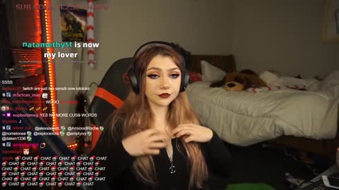 Minx knows what twitch chat wants from her