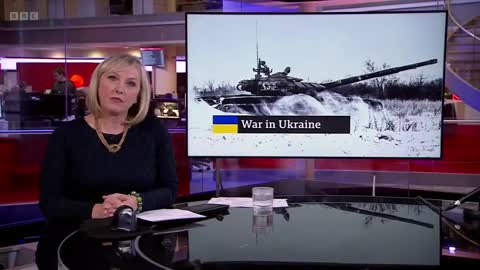 yt1s.com - Russian assault on Kyiv intensifies in face of Ukrainian resistance BBC News.mp4