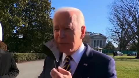 Biden Realizes He "Looks Stupid" With Mask