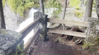 Approach to EPIC Sahalie Falls Overlook Area – Central Oregon – 4K