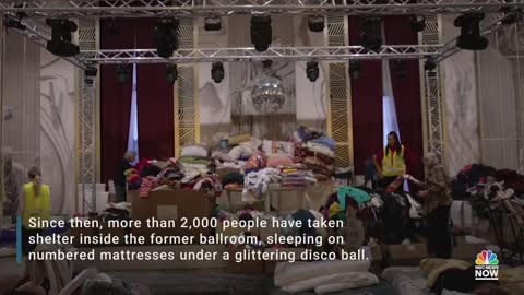 Romanian Hotel Turns Ballroom Into Ukraine Refugee Shelter