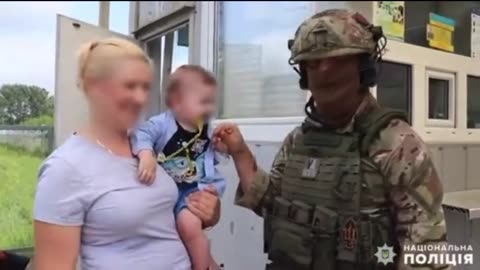 CAUGHT! So called CHARITY WORKER gives mother a $1,000USD deposit to take her 11 month baby out of Ukraine and then tries to sell it to an ORGAN TRANSPLANT TRAFFICKER for $25,000USD!